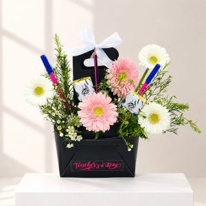 Teacher gift hamper Qatar